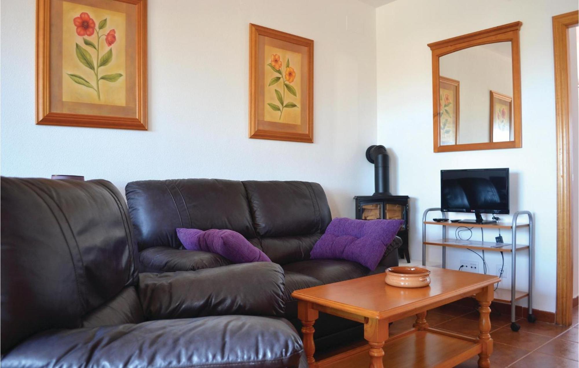 2 Bedroom Awesome Apartment In Vinarós Exterior photo